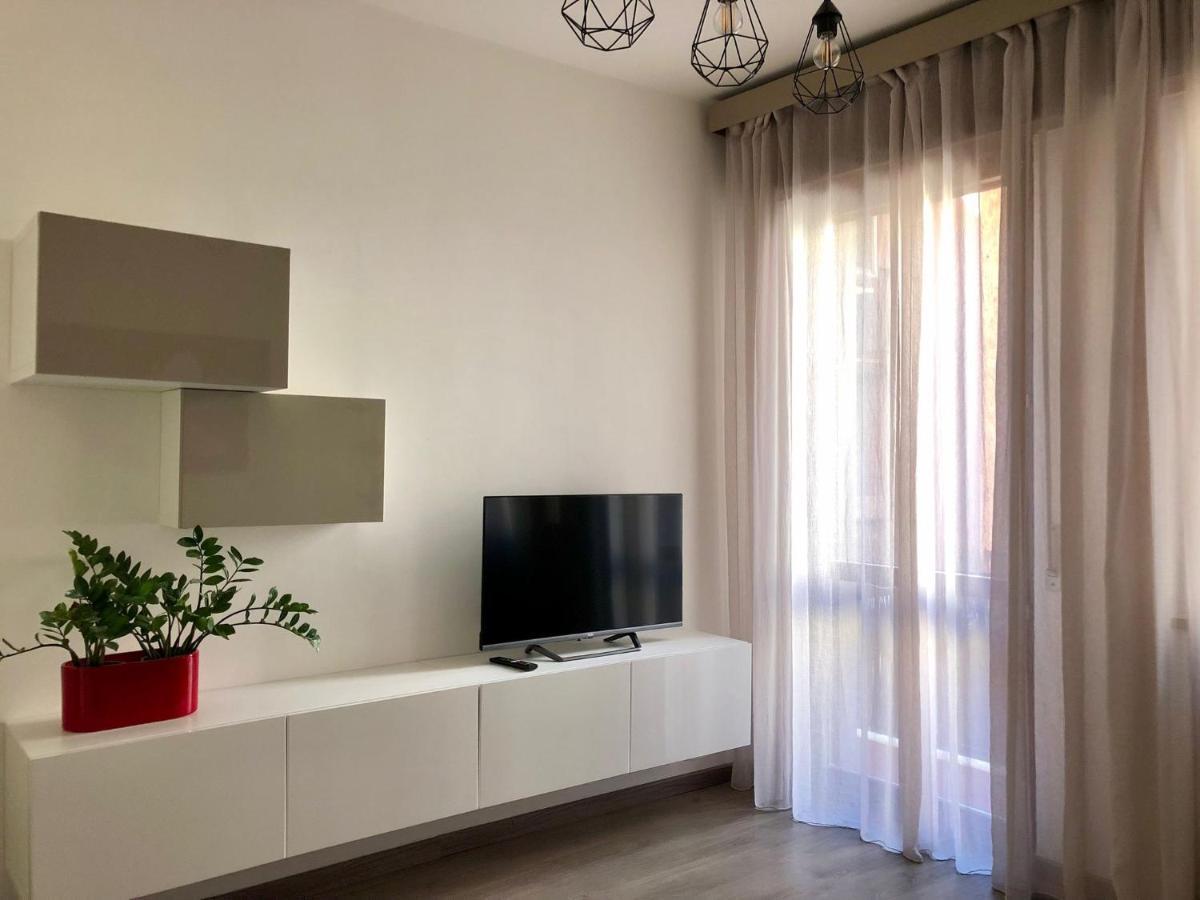 ヴェローナLa Casa In Via Ventiアパートメント エクステリア 写真