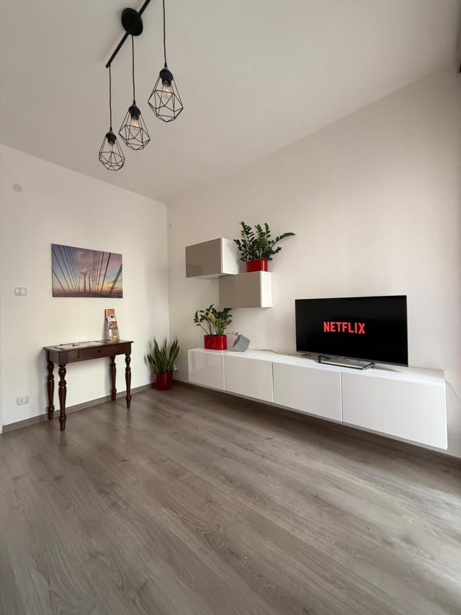 ヴェローナLa Casa In Via Ventiアパートメント エクステリア 写真