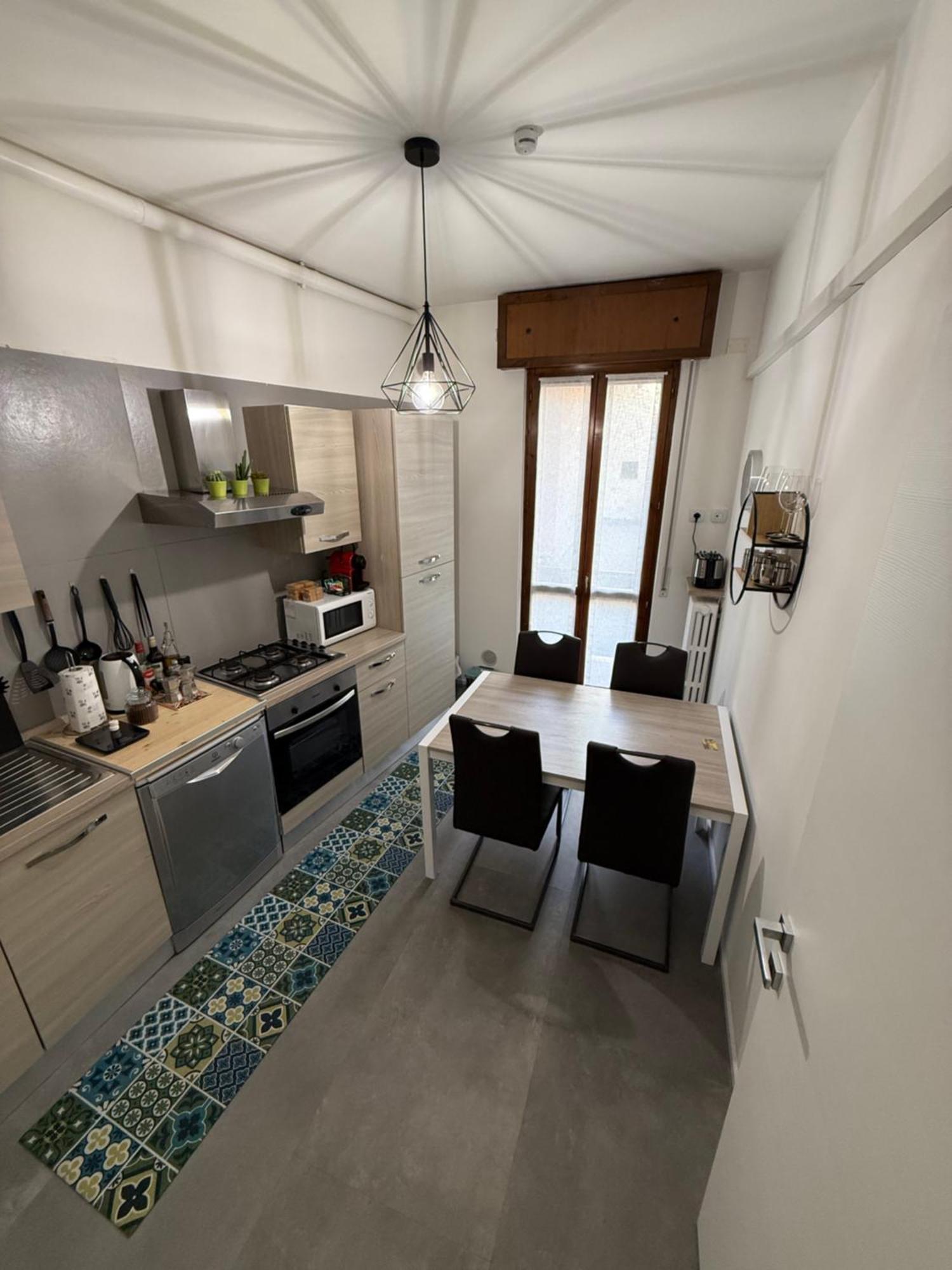 ヴェローナLa Casa In Via Ventiアパートメント エクステリア 写真
